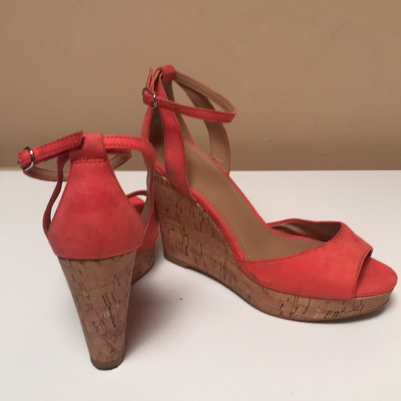 H&M Wedge Heel Shoes - Picture 2 of 5